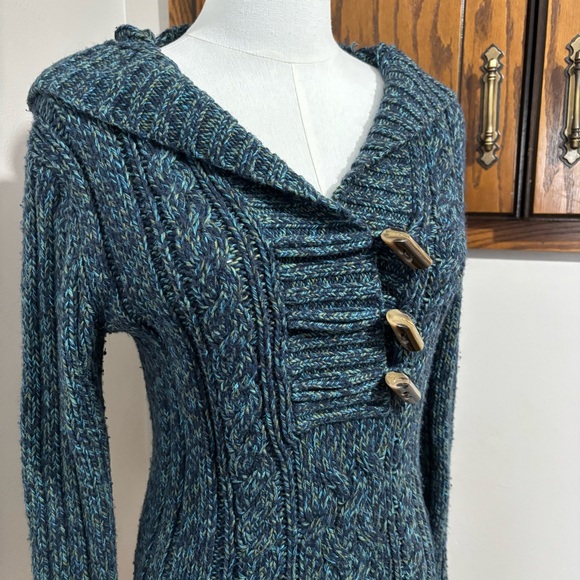 Y2K Old Navy Vintage Blue Crochet Knit Sweater Size Small Button Embellishment - Picture 2 of 11